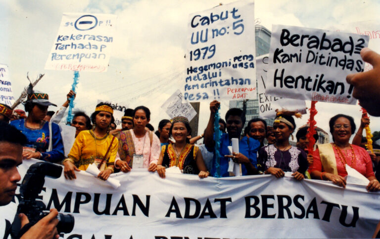 Menggali Semangat Juang Perempuan Adat Nusantara