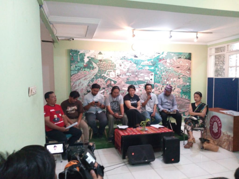 SIARAN PERS : DARURAT DEMOKRASI!! REZIM ANTI DEMOKRASI, PEMERINTAH DAN DPR AKTOR UTAMA PELAKU TEROR TERHADAP KEBEBASAN SIPIL DAN KEDAULATAN RAKYAT ATAS SUMBER DAYA ALAM
