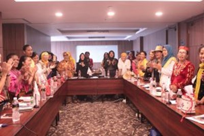Perempuan Adat Menjaga Alam dan Memastikan Pembangunan Berkelanjutan